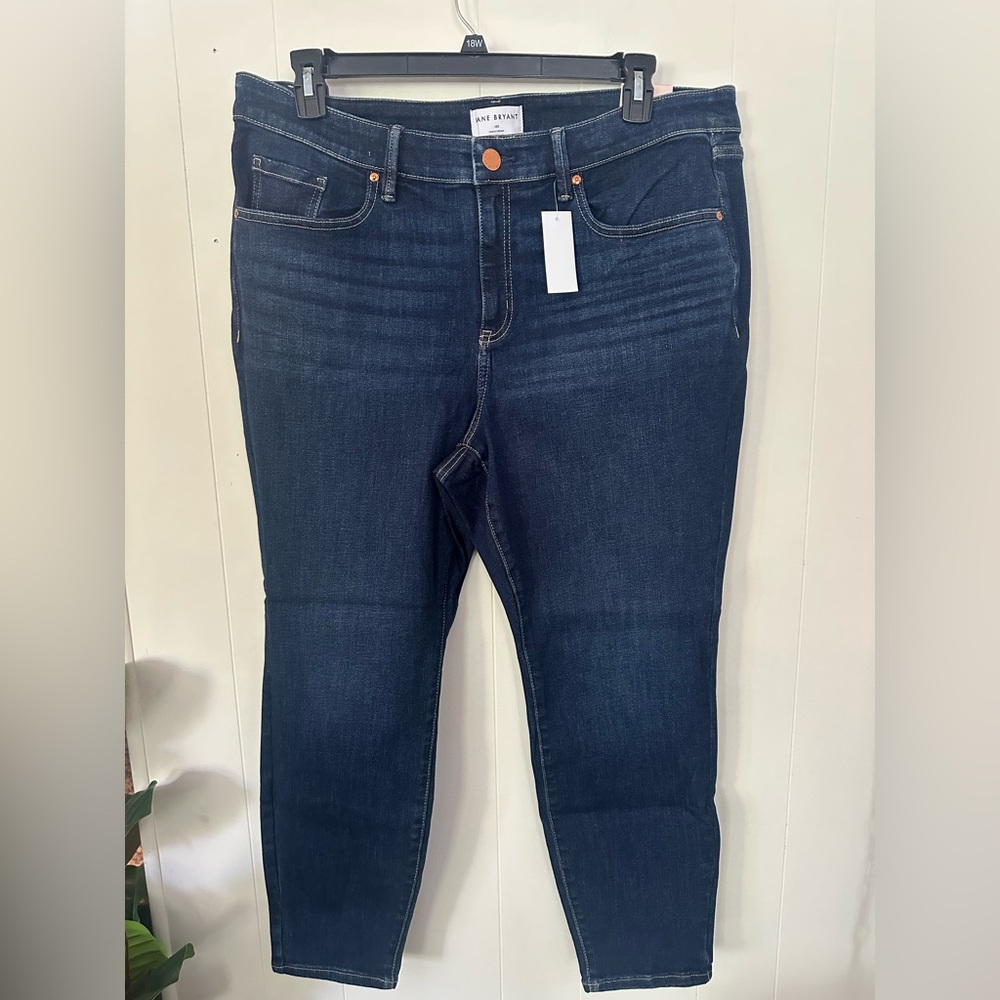 NWT New Lane Bryant Mid Rise Skinny Jeans 18 Short